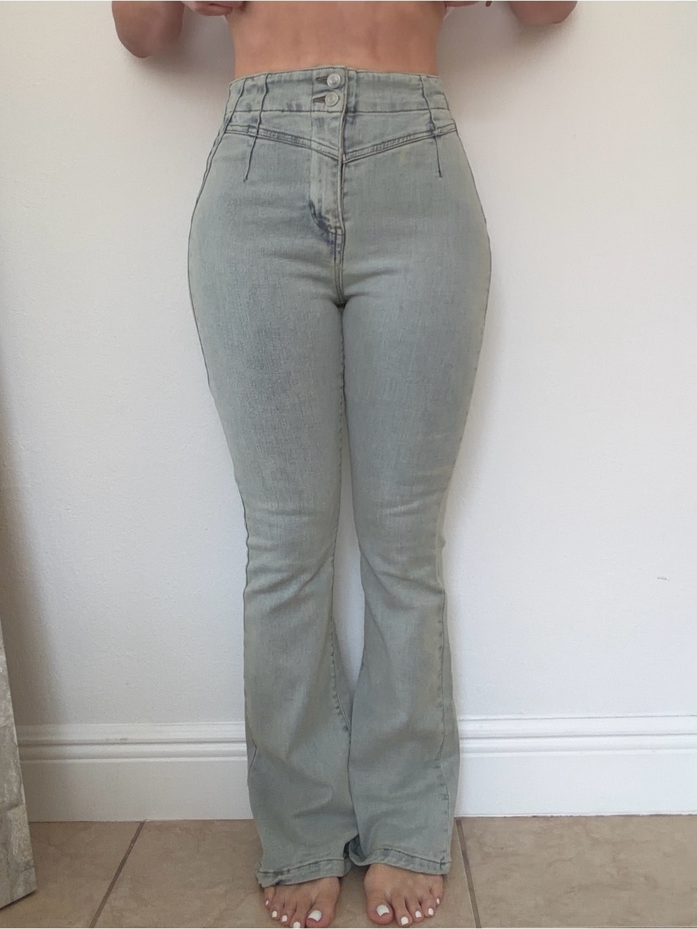 Fashion Nova Talking It Out Stretch Flare Jeans - Vintage Wash - Size 5